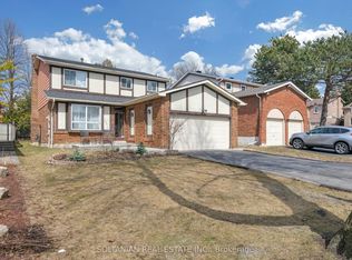 54 Braeburn Dr, Markham, ON L3T4W8