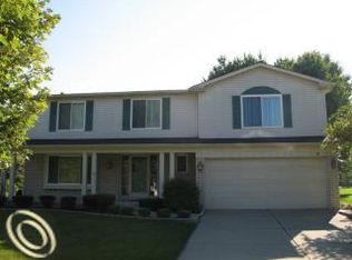 7930 Fleet St, Canton, MI 48187