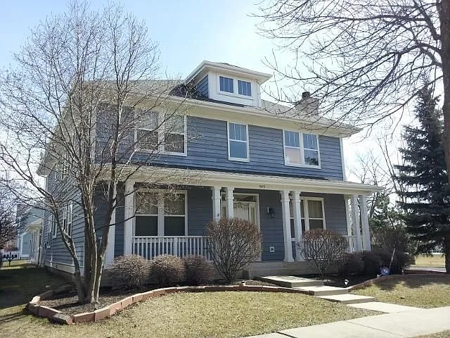 545 Superior St photo 1