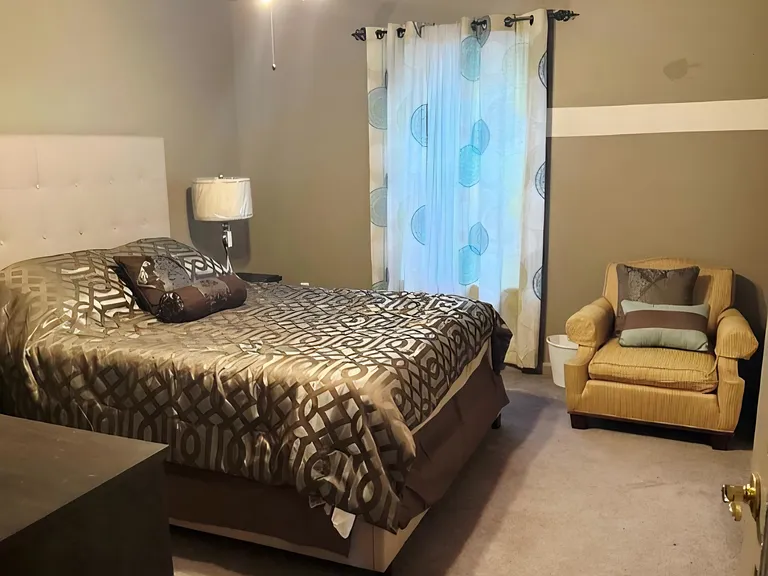 2828 Buxton Ct — Photo 3