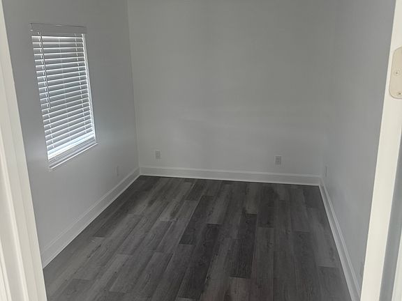 2nd image of 3527 18th Ave S #W
