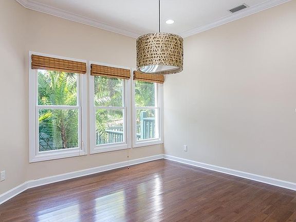 5th image of 5001 Pilgrims Path Way APT H