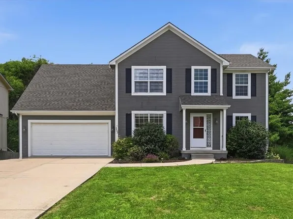 4602 Park Ln, Leavenworth, KS 66048