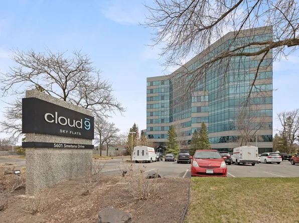 5601 Smetana Dr Unit 701, Minnetonka, MN 55343