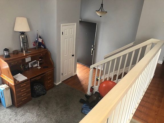 3rd image of 1024 Lakeside Dr