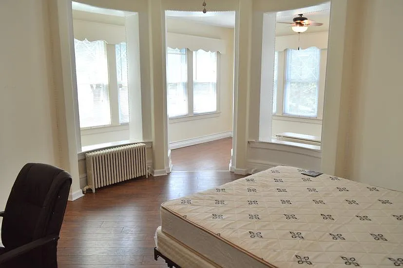 1 bed, $1,600 — Photo 3