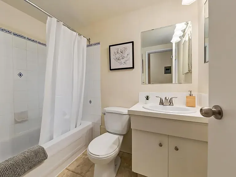 11008 83rd St NW — Photo 11