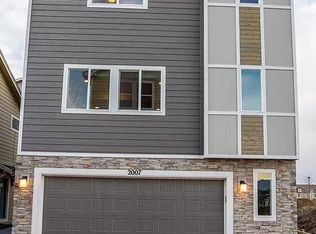 2001 Blinding Point, Colorado Springs, CO 80910