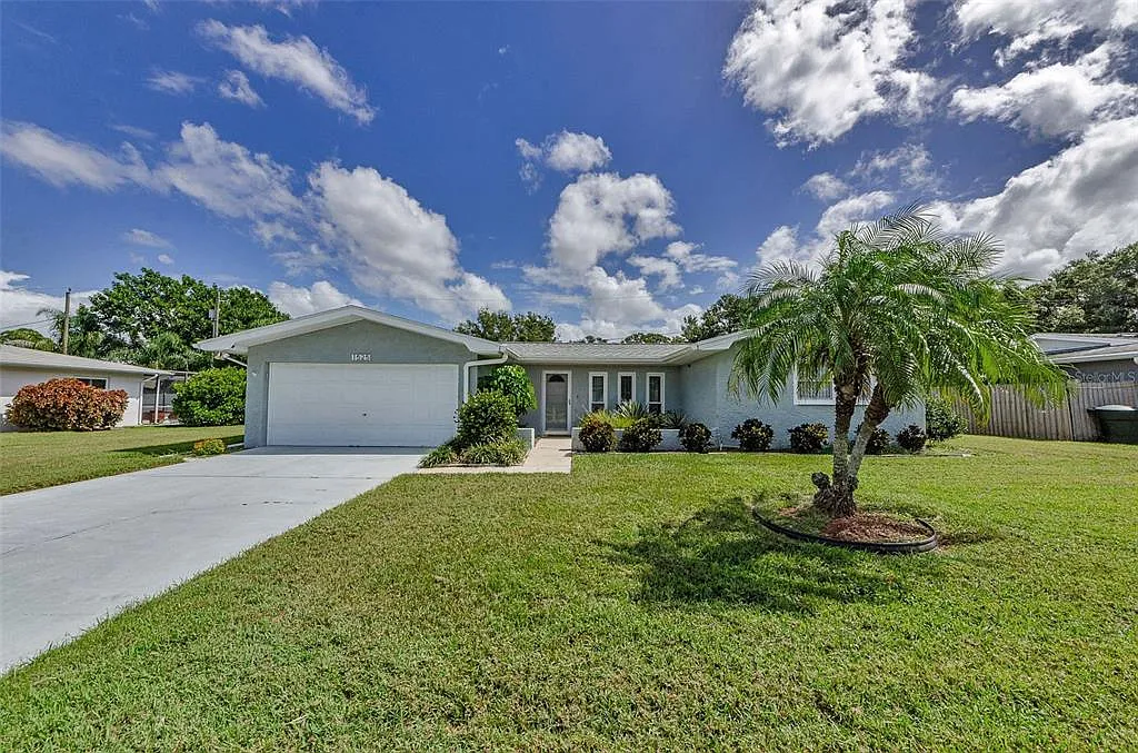 2 bed, 2.0 bath, 1379 sqft, $3,200 — Photo 1