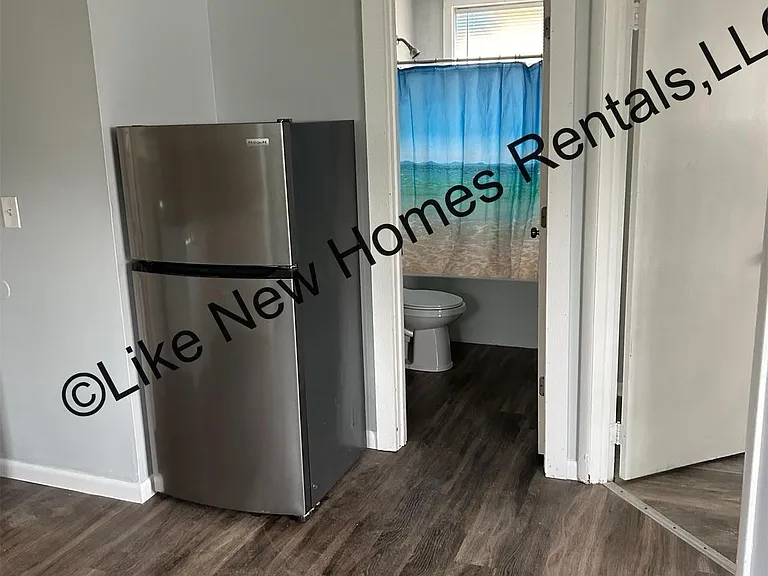 1804 James Ave #1 — Photo 6