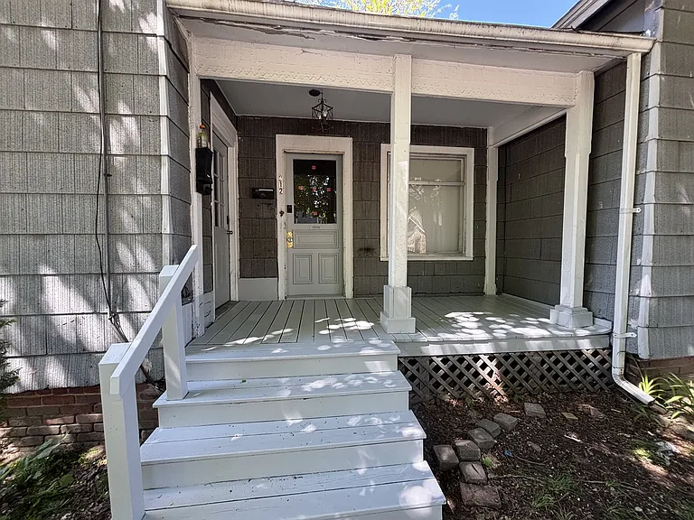 212 Ferris St #1/2 — Photo 13