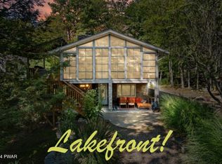 193 Mountain Lake Dr, Dingmans Ferry, PA 18328