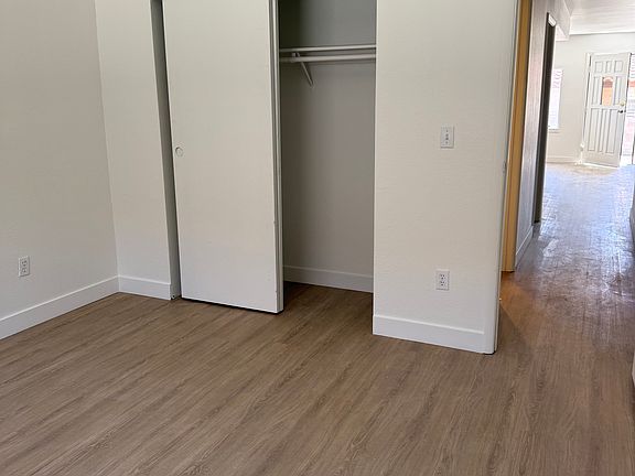 4th image of 1623 E Harmon Ave APT 4