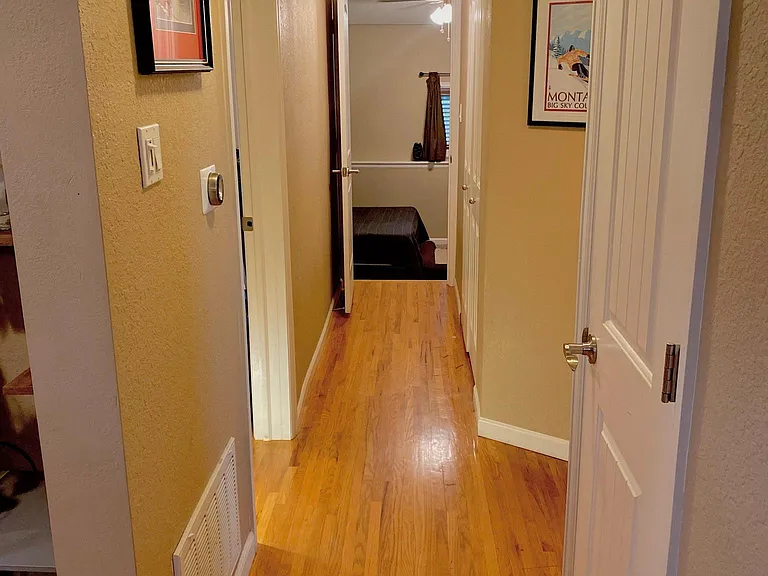 4860 Clay St — Photo 9
