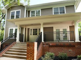 1704 Gordon Ave #202, Charlottesville, VA 22903