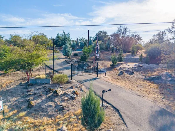 28960 Yosemite Springs Pkwy, Coarsegold, CA 93614