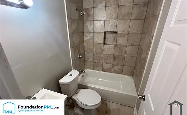 2303 Longstreet Dr — Photo 15