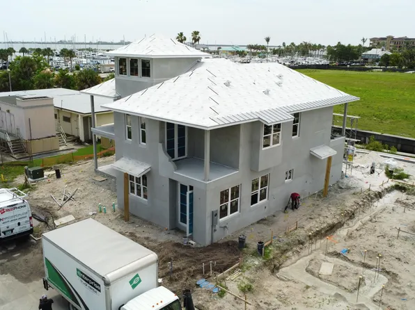 165 Kings Lane, Fort Pierce, FL 34950