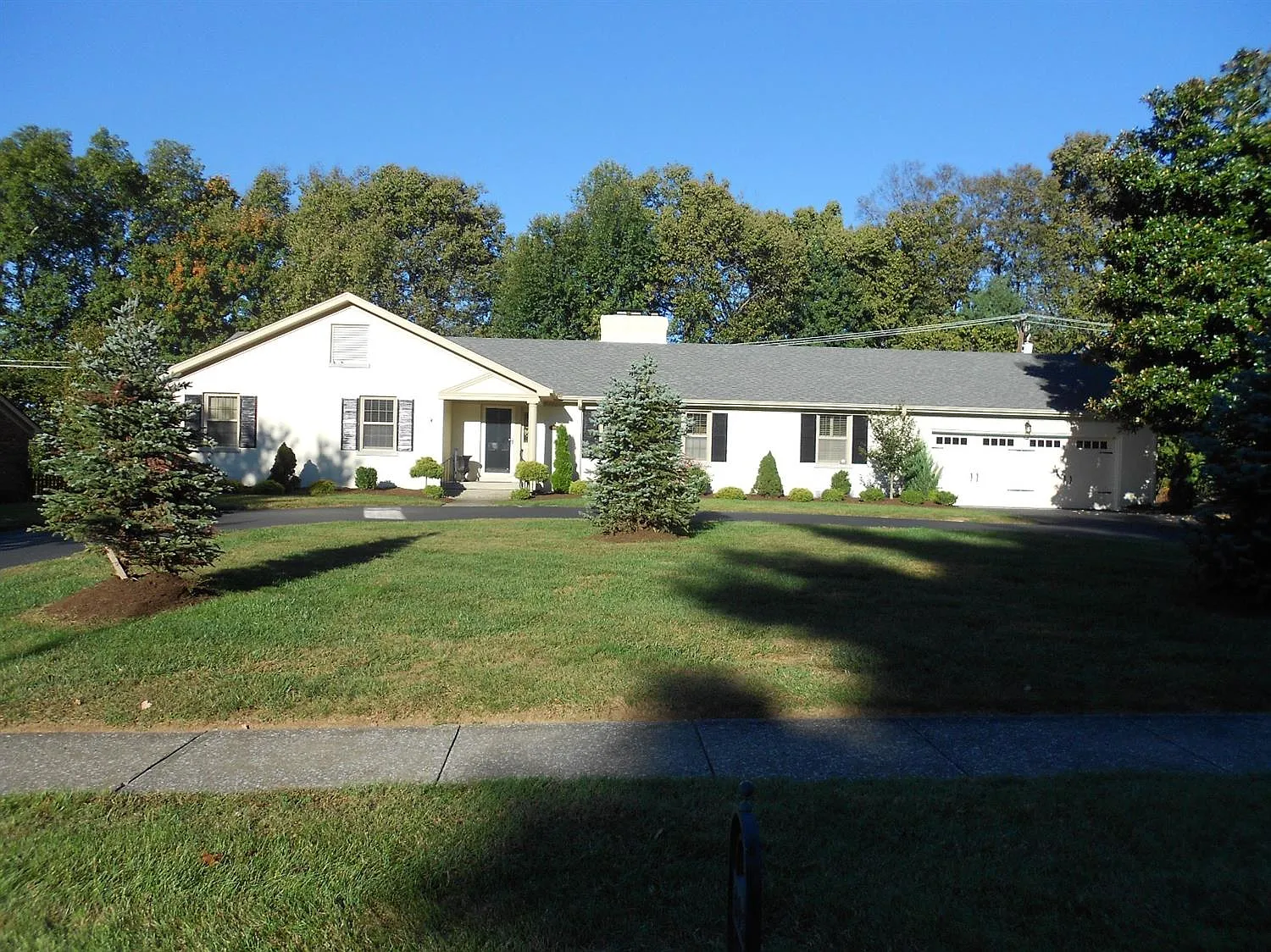 805 Chinoe Rd photo 1