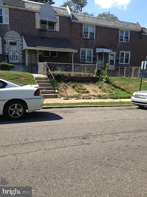 1st image of 232 W 21st St
