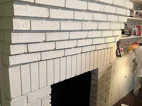 3rd image of 408 Johnson Ln