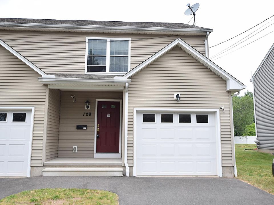 1st image of 129 Woodland St #129