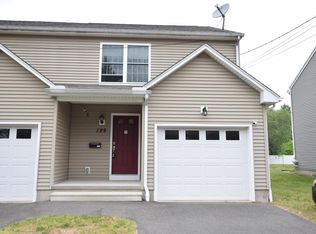 129 Woodland St #129, Manchester, CT 06042