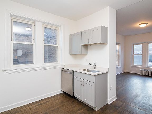 5th image of 6565 N Lakewood Ave
