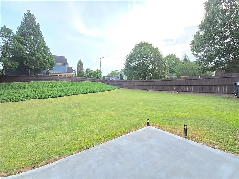 12592 Waterside Dr — Photo 39