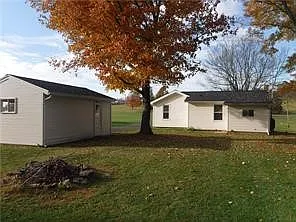 2 bed, 1.5 bath, $850 — Photo 3