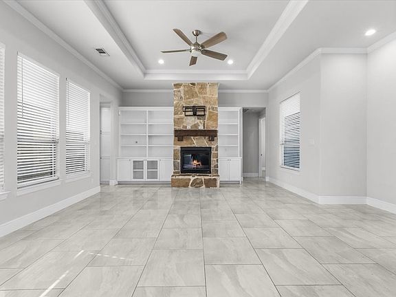 3rd image of 6028 Berry Ridge Ln