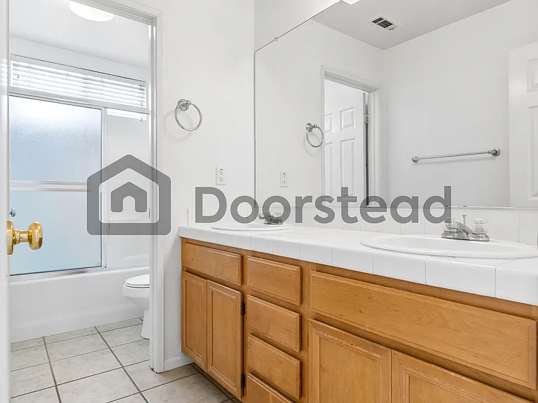 42075 Dunes Ct — Photo 27