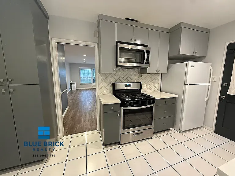 1222 McClellan Dr #1 — Photo 3