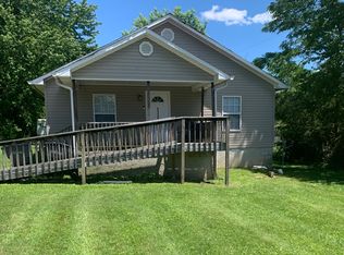 2125 N Maple Ave, Cookeville, TN 38501