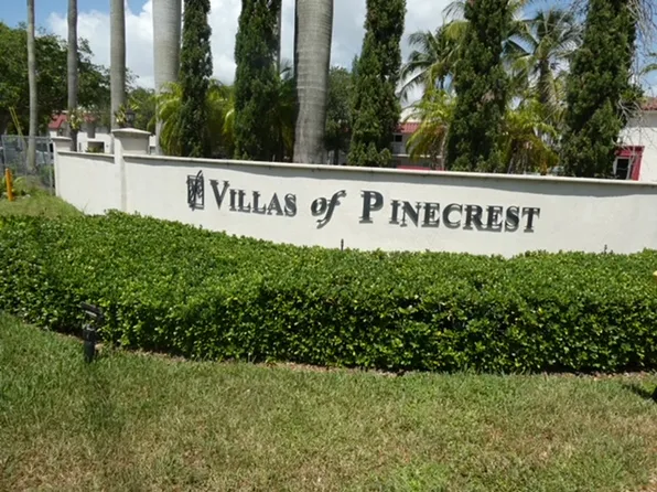6709 N Kendall Dr, Pinecrest, FL