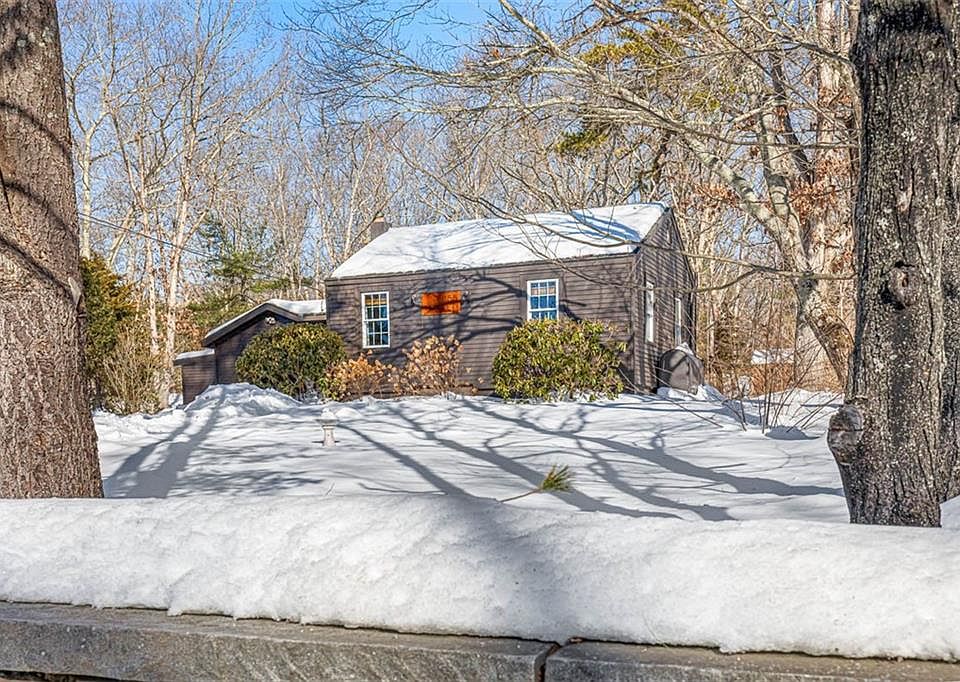 1st image of 155 Stillwater Rd