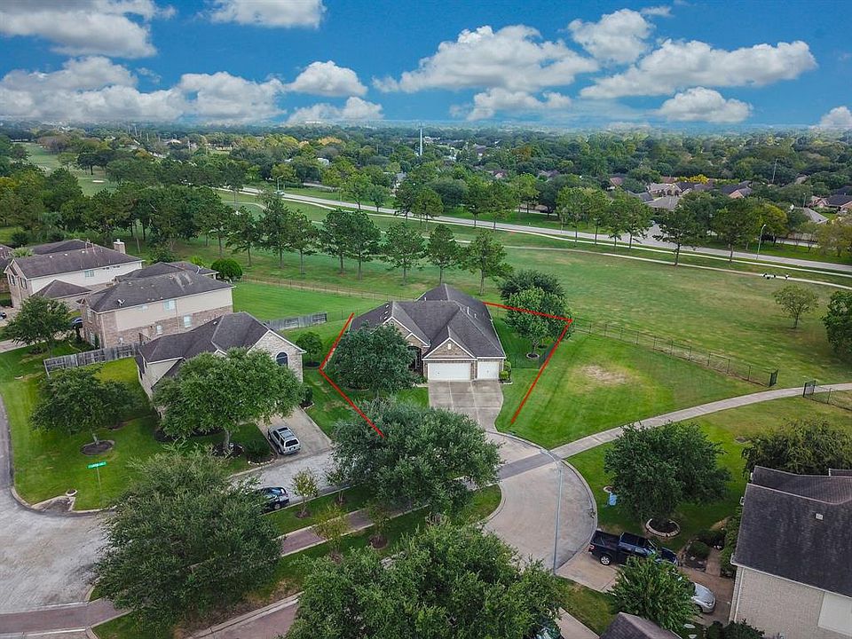 1st image of 507 Lantern Lake Ct