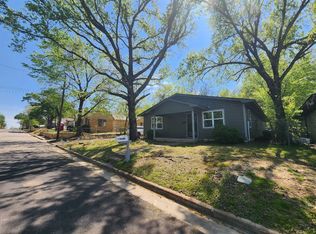 306 Calvert St, Sulphur Springs, TX 75482