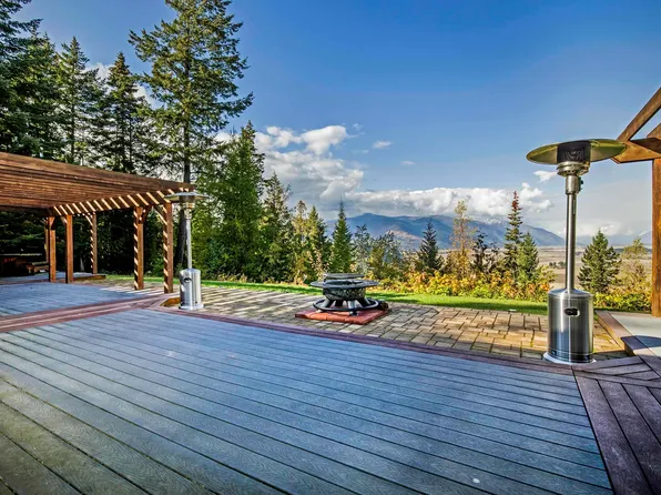 173 Ocean Front Pl, Naples, ID 83847