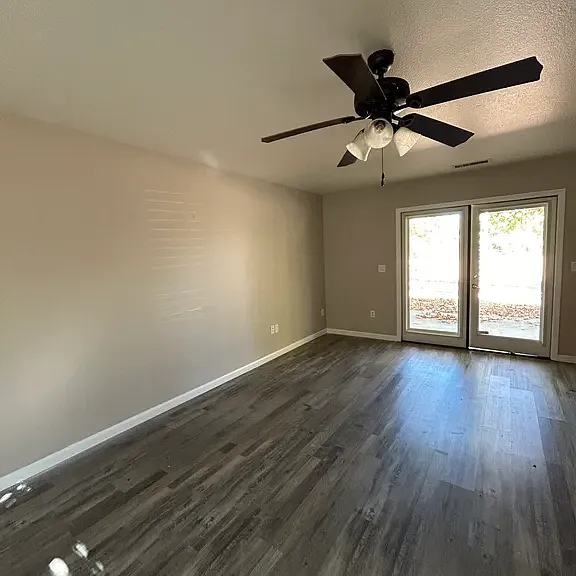 9037 Saddlespur Way — Photo 4