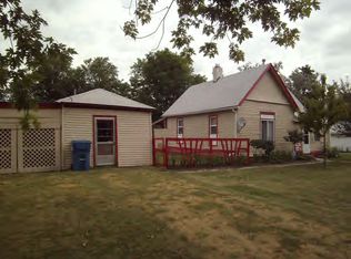 860 E Young Ave, Danville, IL 60942