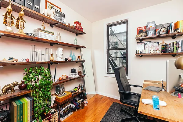 Rented by Nooklyn NYC LLC | media 28