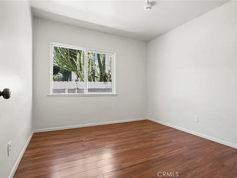 530 Shepard St — Photo 9