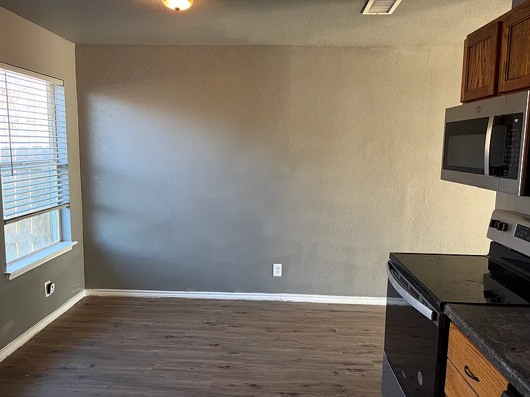 9713 Sycamore Dr — Photo 7