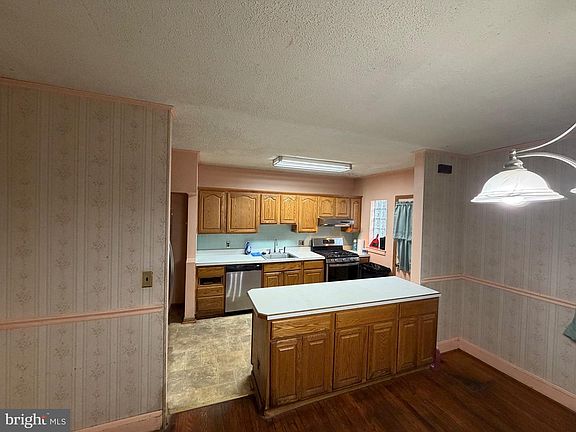 4th image of 2532 Liberty Pkwy