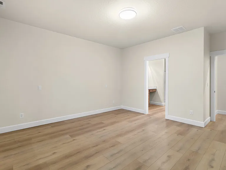 2411 E Kinglet Ln — Photo 24