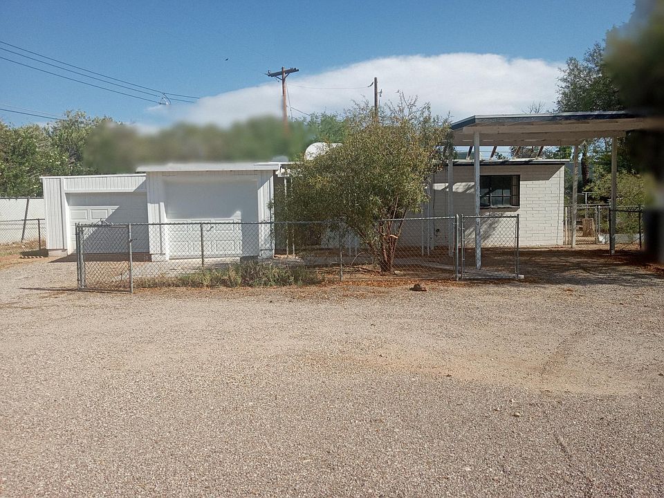 1st image of 3240 E Hardy Pl