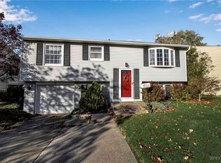 52 W Rouen Dr, Buffalo, NY 14227