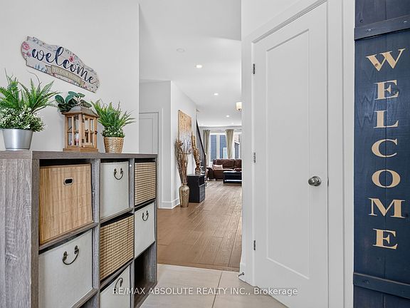 2nd image of 674 Parade Dr