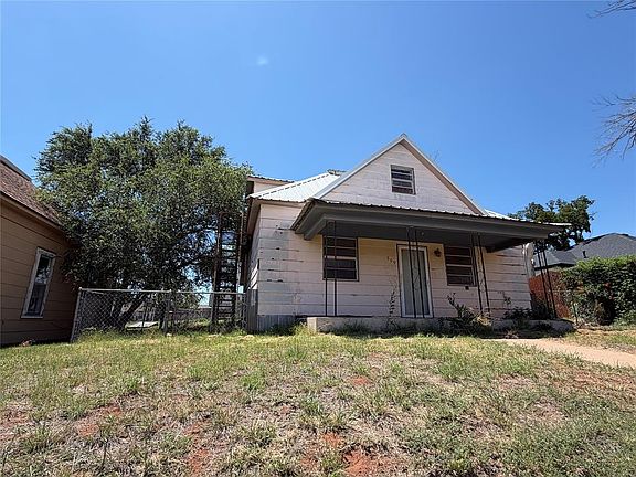 2nd image of 509 N North 4th ; I 40 Boulevard St